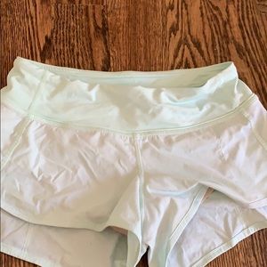 Lululemon 2.5 speed up mint green shorts